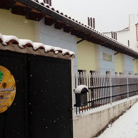 Apartamentos La Peinada Villarejo  المظهر الخارجي الصورة